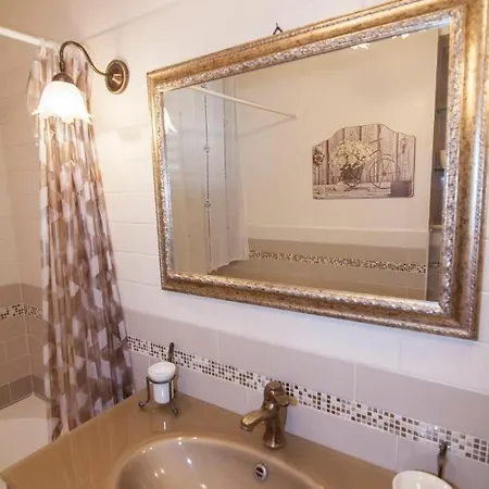B&B Villa Carmen SantʼAlessio Siculo Buitenkant foto